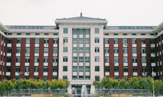 沈阳药科大学南校区什么时候开建的 沈阳药科大学本溪校区